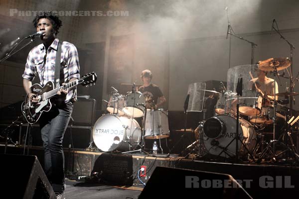 BLOC PARTY - 2007-01-22 - PARIS - Radio France (Studio 105) - Rowland Kelechukwu Okereke - Matthew Chee Hung Tong - Gordon Peter Moakes